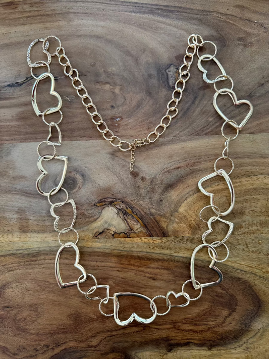 Kette mit Herzen